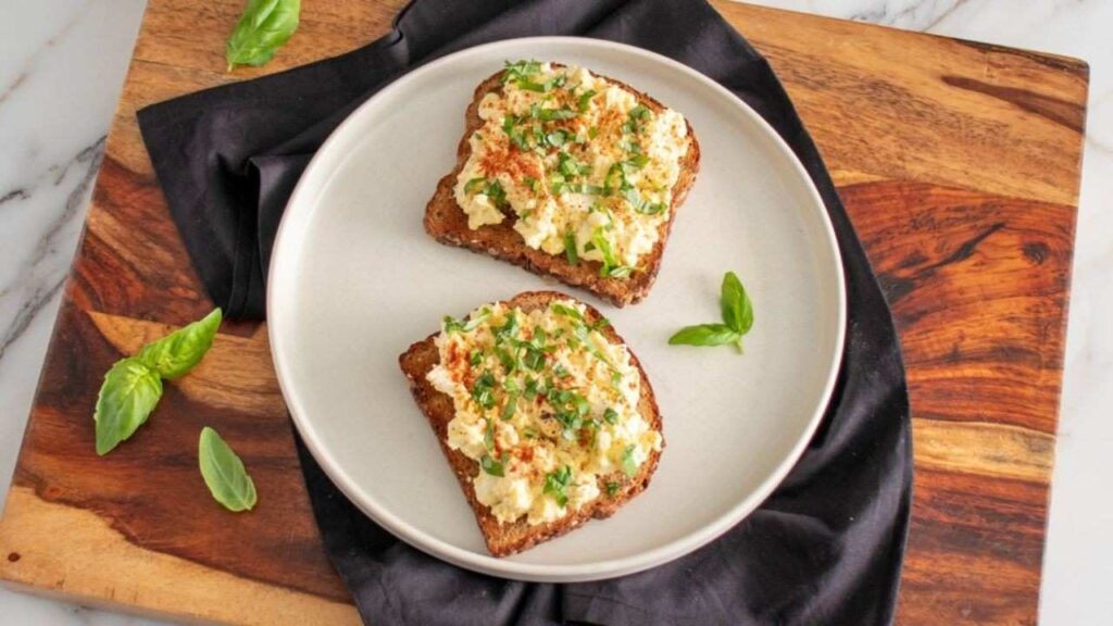 Eggs-and-Whole-Grain-Toast.jpg