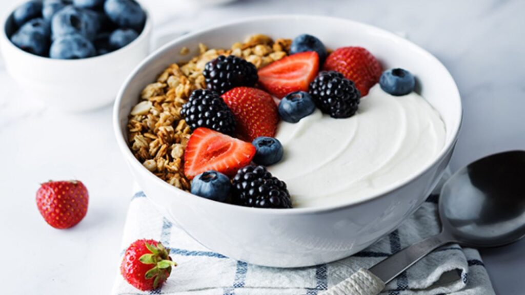 Greek-Yogurt-with-Berries.jpg